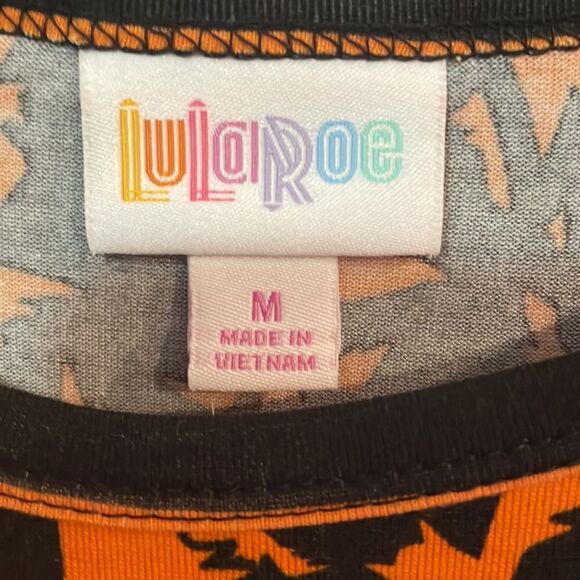 LuLaRoe Halloween Orange & Black Bats & Stripes Randy 3/4 Sleeve Top - Picture 2 of 5